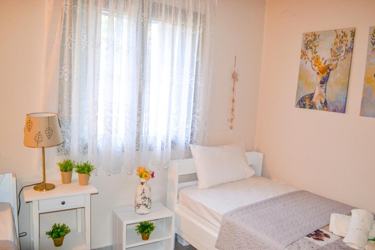 Holiday home Nikos Stone House 80m From The With Wifi