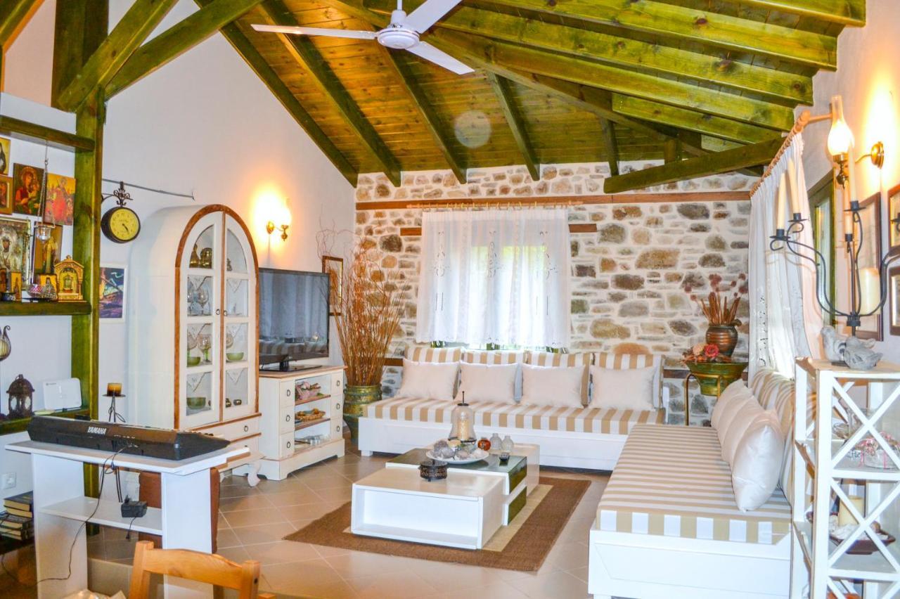Nikos Stone House 80m From The With Wifi Holiday home Gerakini