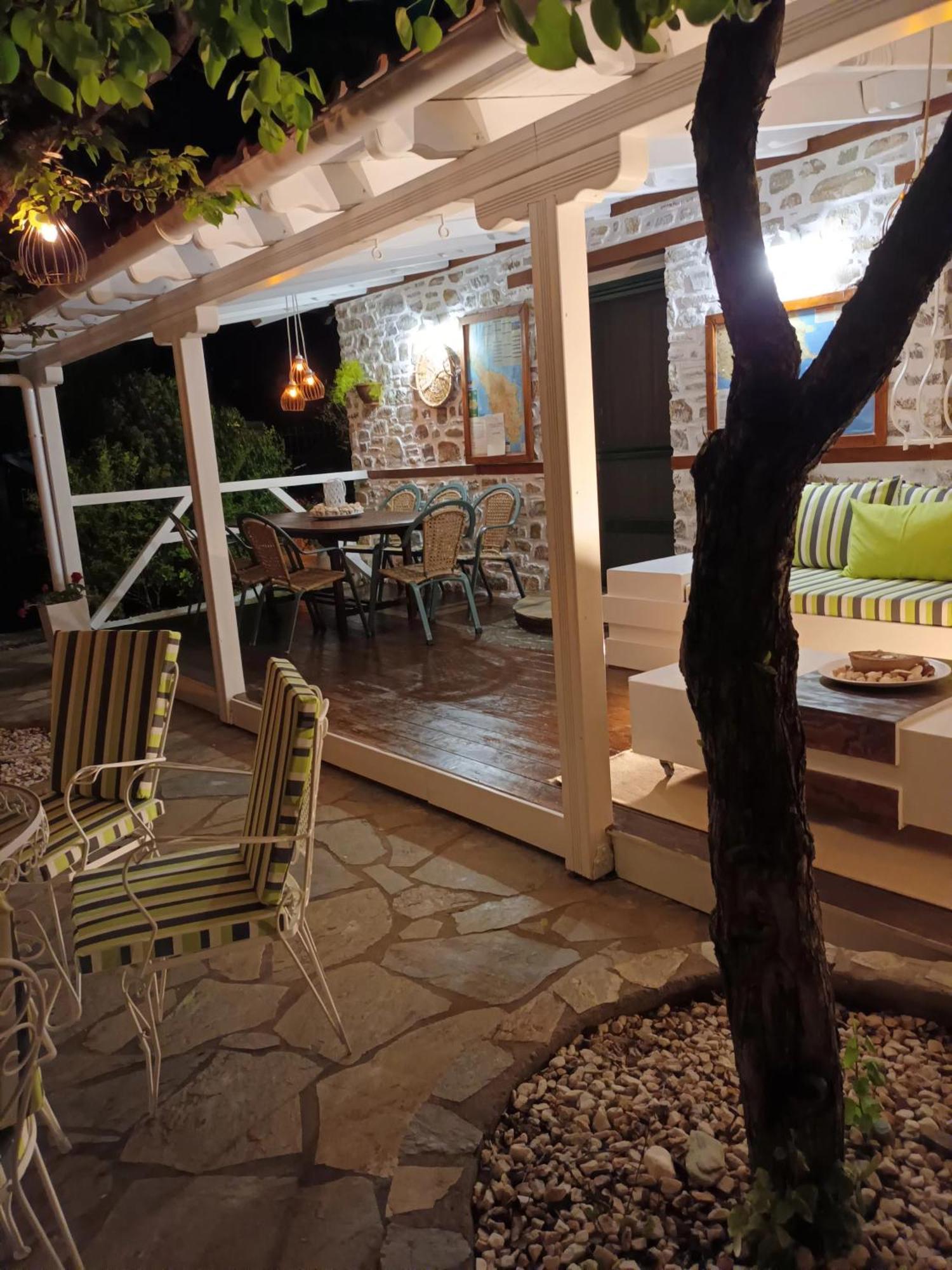 Nikos Stone House 80m From The With Wifi Holiday home *