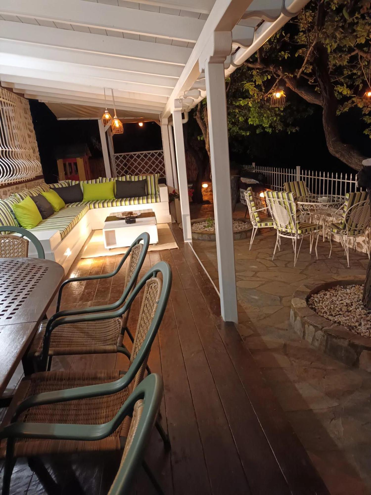 Nikos Stone House 80m From The With Wifi *